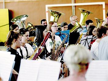 Musik ist unser Atem: Das Kreisorchester Lichtenfels probt für den WMC in Kerkrade. Foto: Tim Birkner