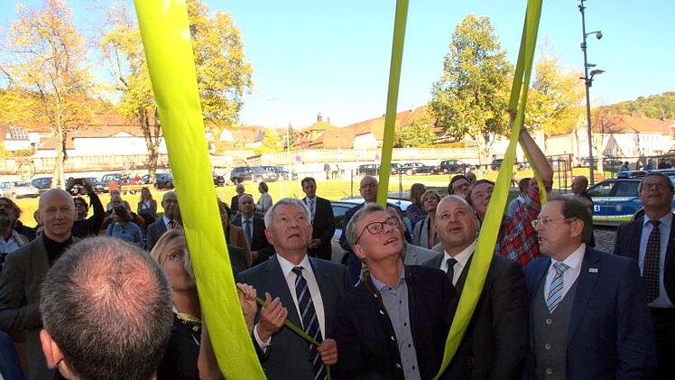 Bänder von den Zisterzienserklöstern sind verbunden mit den Gästen.Joseph Beck
