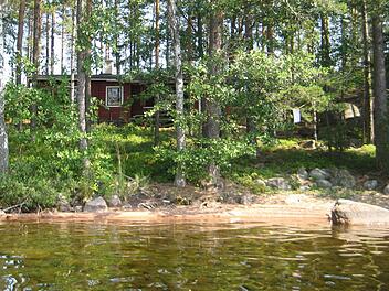 "Mökki" nennen die Finnen ihre Sommerhäuschen, in denen sie ihren Urlaub verbringen. Foto: Suvi Leitner