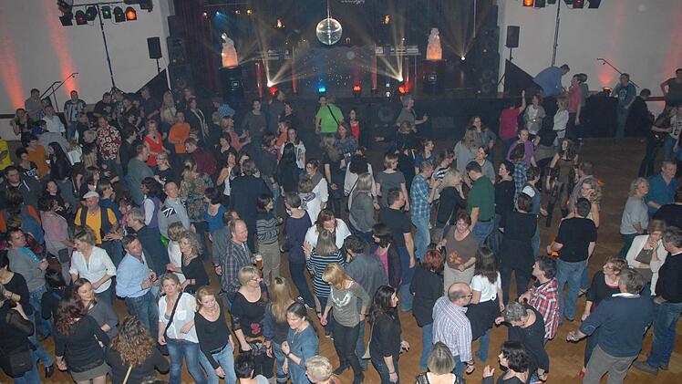 Eindr&uuml;cke von der &Uuml;-30-Party 2014