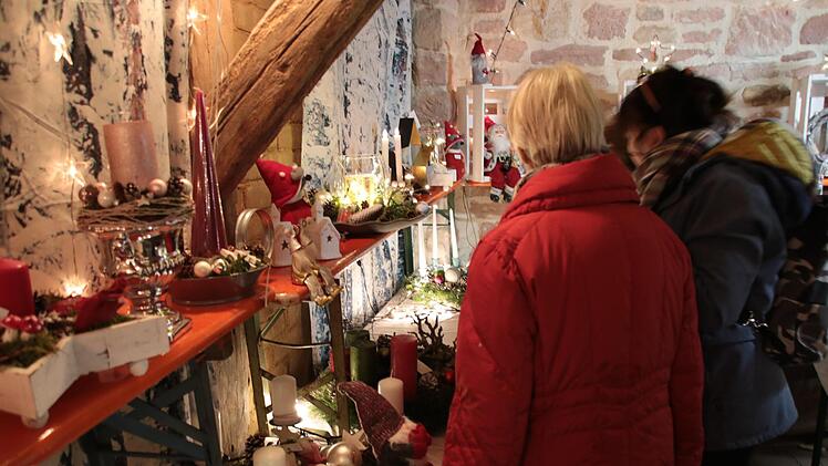 Adventsmarkt in Diebach. Elisabeth Assmann