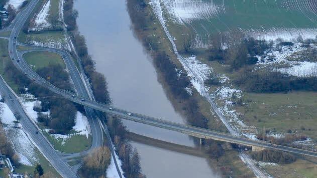 Die Nachfolgebrücke soll ein kleines Stück zum unteren Bildrand hin versetzt gebaut werden.Foto: Ronald Rinklef