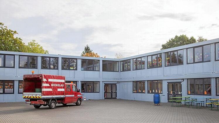 Im Containerbereich der Michelauer Schule hat ein Sicherungskasten gebrannt. Foto: Klaus Gagel