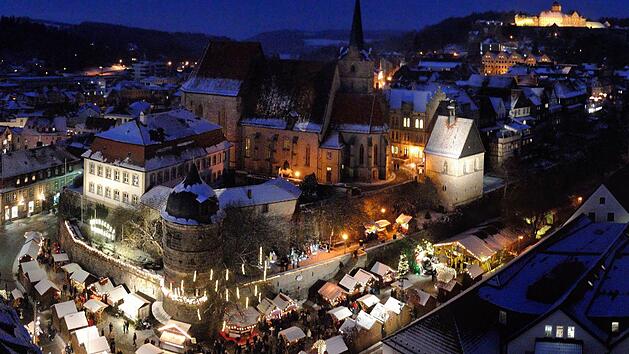 Die Vorbereitungen f&uuml;r die Kronacher Weihnacht laufen auf Hochtouren. Foto: Fugmann/Archiv