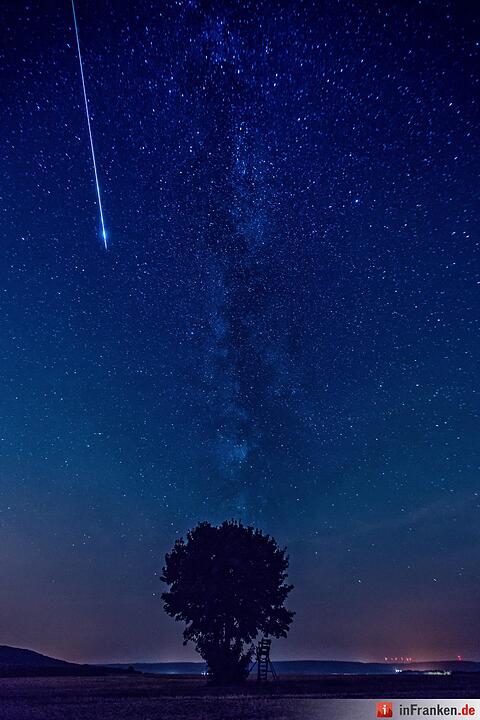 Perseidenschauer ueber Bayern