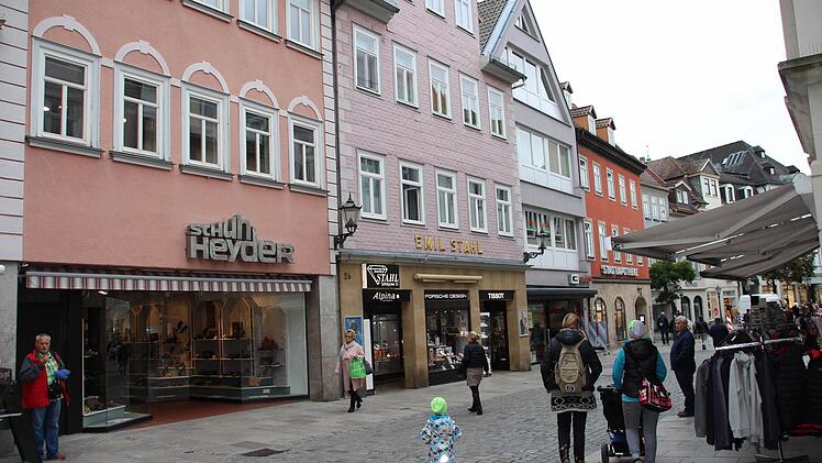 Heute ist Schuh Heyder eines der nur noch wenigen inhabergeführten Geschäfte in der Haupteinkaufsstraße von Coburg. Foto: Oliver Schmidt