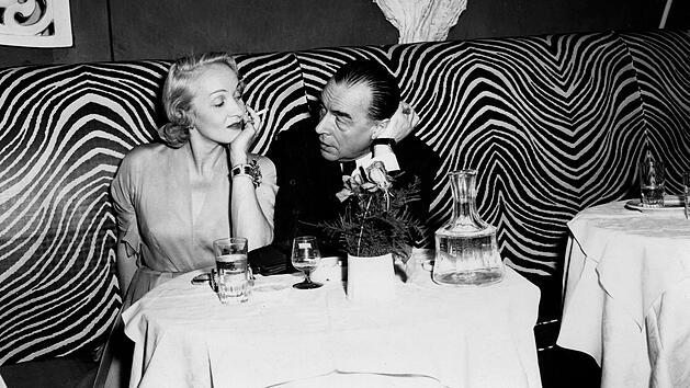 Marlene Dietrich und Erich Maria Remarque im Exil: Die Begegnung mit ihr verarbeitete der Schriftsteller in seinem Welterfolg "Arc de Triomphe" von 1945.