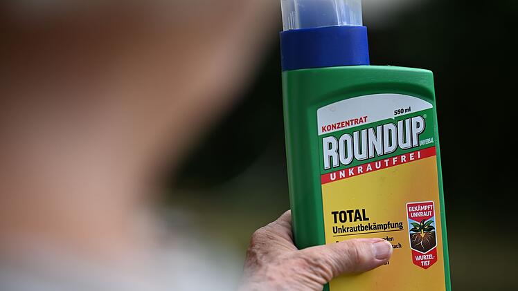Glyphosat-Unkrautvernichter Roundup