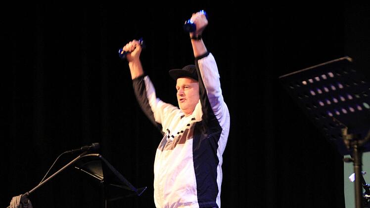 Fit vom Trimm-Pfad: Bürgermeister Gerald Brehm als Beppone.  Foto: Andreas Dorsch