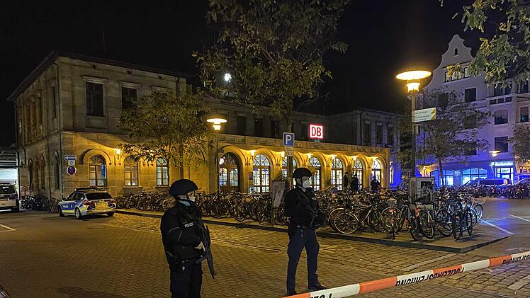 Gr&ouml;&szlig;erer Polizeieinsatz am Erlanger Hauptbahnhof