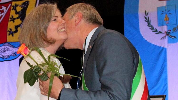 Fortunato Turcato bedankt sich bei Kerstin Blum.  Foto: Johanna Blum