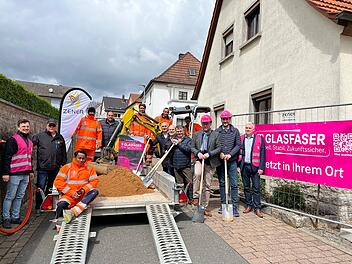 Landkreis Würzburg: Telekom startet Glasfaser-Ausbau in fünf Gemeinden - Anschluss kann noch beauftragt werden Landkreis Würzburg: Telekom startet Glasfaser-Ausbau in fünf Gemeinden - Anschluss kann noch beauftragt werden