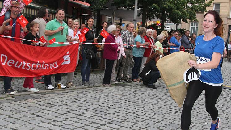 Impressionen vom Altstadt-Firmenlauf Foto: Sonny Adam