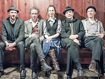 Diese Fünf spielen die Musik der Hobos, der amerikanischen Wanderarbeiter, die auf Güterzüge aufsprangen, um durchs Land zu reisen. Foto: Paulig