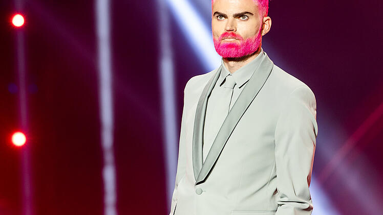 Auch Felix läuft am Mittwoch mit Klamotten vom Label "Karl Lagerfeld"