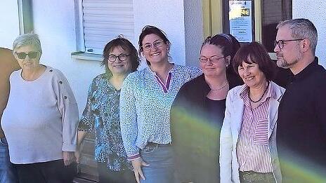 Neuer Vorstand mit Beisitzern, von links: Winfried Wahler, Petra Franz, Gudrun Cimander, Lisa Warmuth, Nancy Reuter, Ursula Wiegel und Christian Volpert (Beisitzerin Manuela Ebert und Kassiererin Katja Schaub fehlen auf dem Foto).