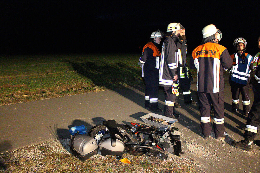 Heßdorf: Auto überholt und erfasst Motorradfahrer frontal - 62-Jähriger stirbt