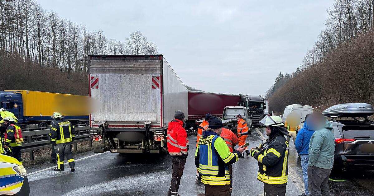 Winterwetter-mit-glatten-Stra-en-viele-Unf-lle