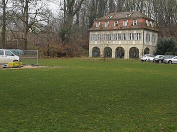 Das freie Areal am Fischerhofschlösschen in Gaustadt Foto: Ronald Rinklef