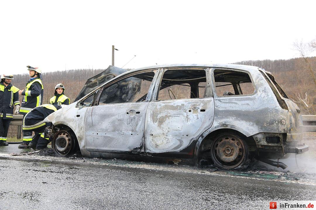 Pkw-Brand auf A70 bei Eltmann