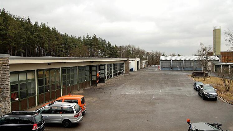 Ab 2019 sollen die alte Werkstatt und die Waschhalle durch Neubauten ersetzt werden. Foto: Sigismund von Dobschütz