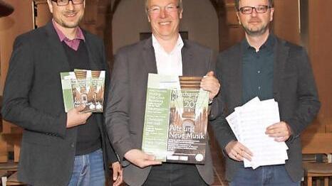 Pfarrer Peter Söder, Bürgermeister und Kirchenvorstand Klaus Schumann und Gerald Fink (von links) freuen sich auf das Festival.