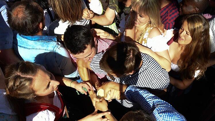 Die Polizei zieht Bilanz: Bis auf wenige Ausnahmen gestaltete sich der Donnerstag friedlich Foto: Ronald Rinklef