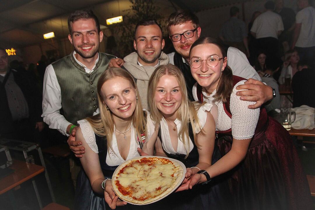 Party mit den DORFROCKERN Party mit den DORFROCKERN
