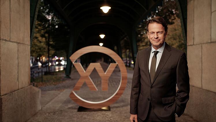 Rudi Cerne stellt neue Fälle vor, die von der Kriminalpolizei noch nicht aufgeklärt werden konnten.
