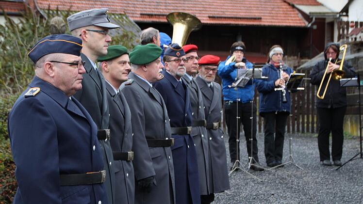 Zeremonie zum Volkstrauertag in Römershag (Bad Brückenau) Foto: Ulrike Müller