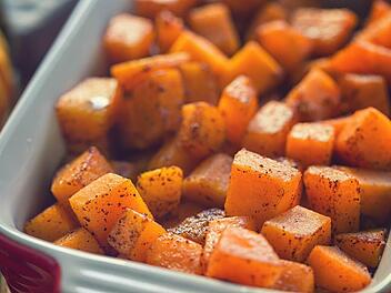 gebackene-kuerbiswuerfel.jpg