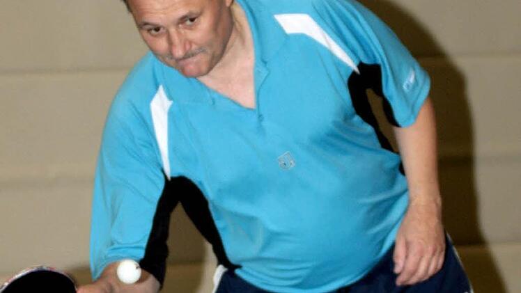 Alfred Schmitt holte zwei Einzelpunkte für den TTC Sand II beim knappen Derbysieg über den TSV Prappach.