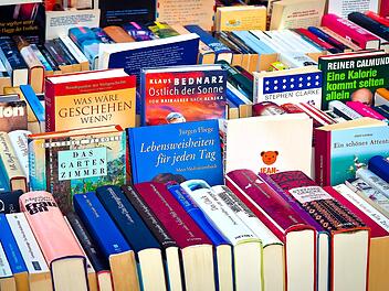 Kulmbacher Bücherei lädt zu großem Flohmarkt ein - Romane, Hörbücher und Co.