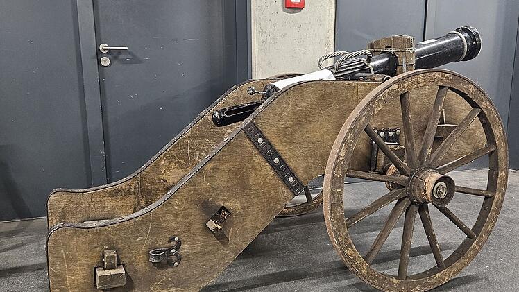 Unbekannte mit Kanone in Würzburg unterwegs: Polizei sucht Zeugen