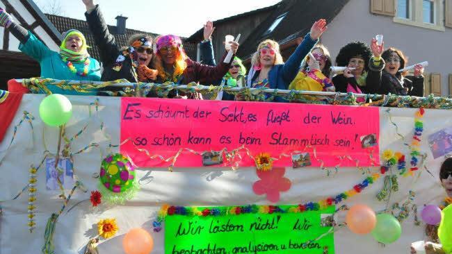 Zehnjähriges Bestehen feierte der Frauenstammtisch mit süffisanten Thesen. Foto: Simon Albrecht