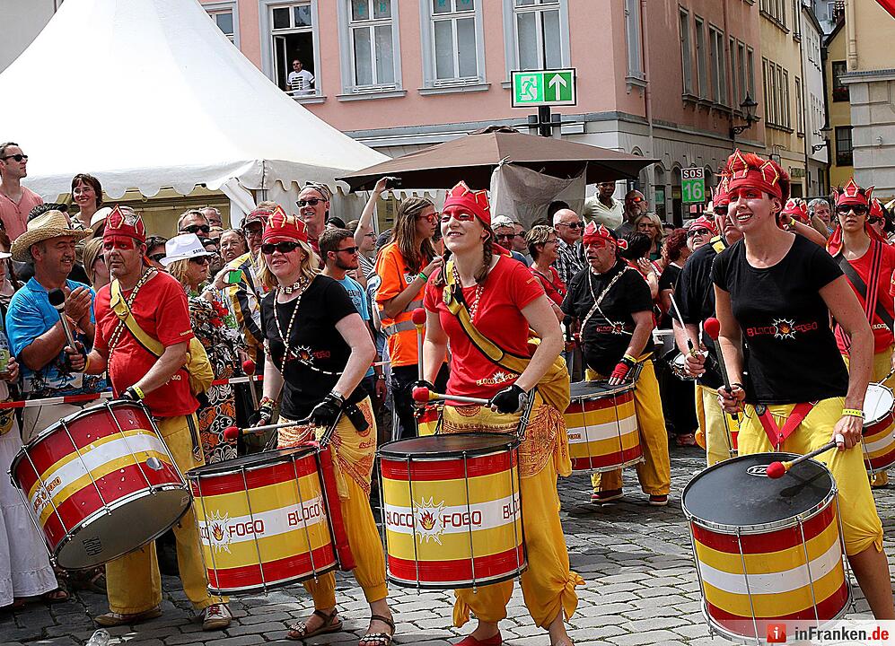 C_0710_Sambaumzug_42