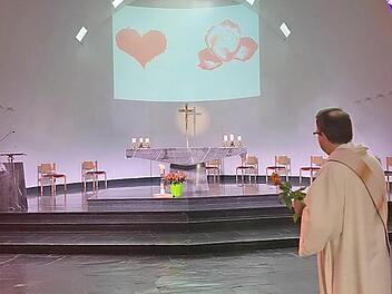 Burkhard Farrenkopf bereitet die Feierlichkeiten vor.