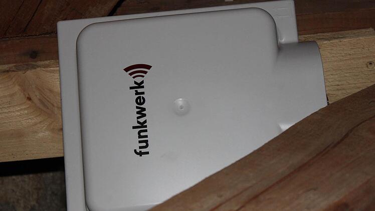 Auch eine Zusatzantenne unter dem Dach war keine Lösung.