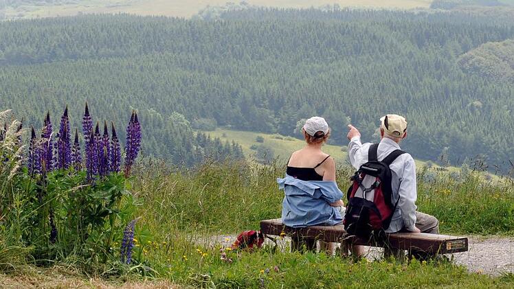 Wanderer in der Rhön Foto: Uwe Zucchi
