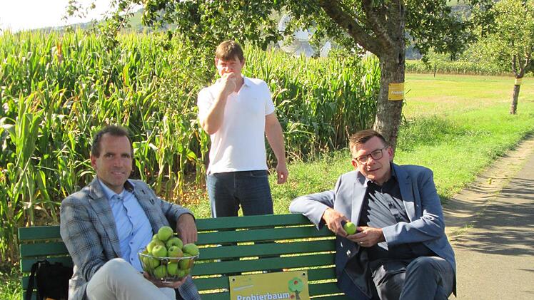 "Apfel to go" ist das neue Angebot der Allianz Fränkisches Saaletal, das laufend erweitert werden soll.  Winfried Ehling