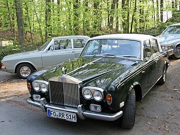 Vom königlichen Gefährt Rolls Royce bis zum massentauglichen Ford aus Köln ist so ziemlich alles im Verein vertreten. Foto: Sylvia Hubele
