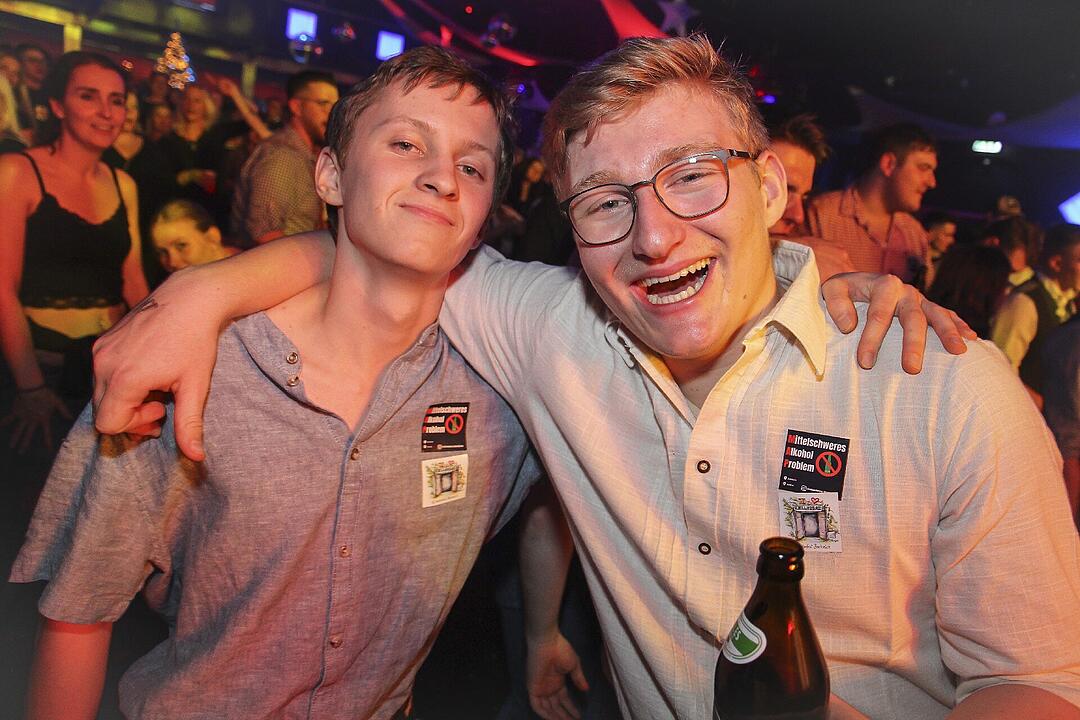 Die Kultband live im MCT