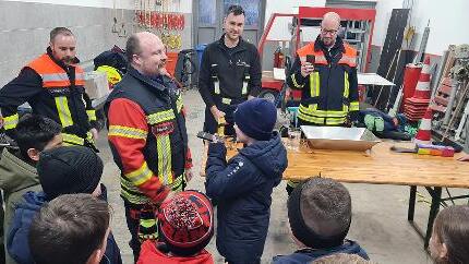 Unterricht bei der Feuerwehr.