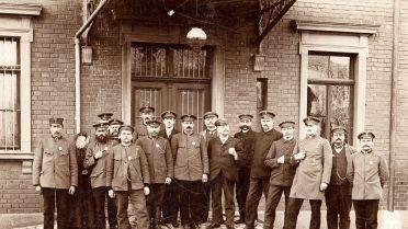 Personal Postamt um 1910