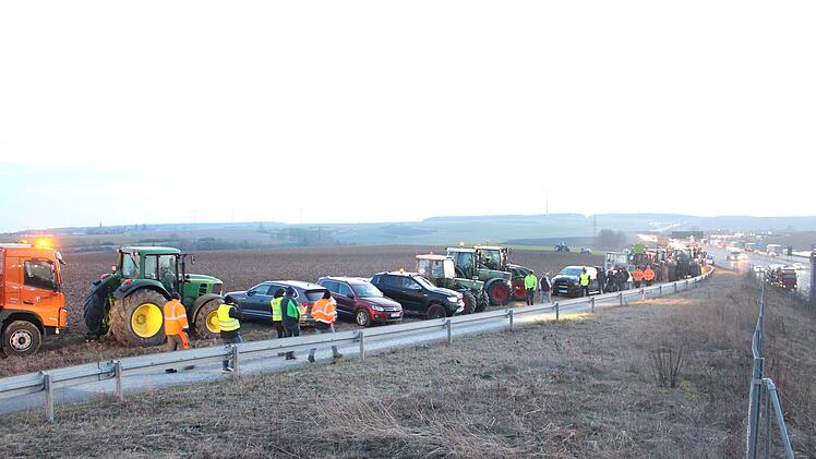 W&uuml;rzburg: "Es geht alle an" - Fr&auml;nkisches Weingut erkl&auml;rt, warm es die Bauernproteste unterst&uuml;tzt