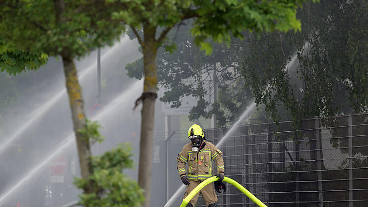 Brand in Metalltechnikfirma in Berlin-Lichterfelde