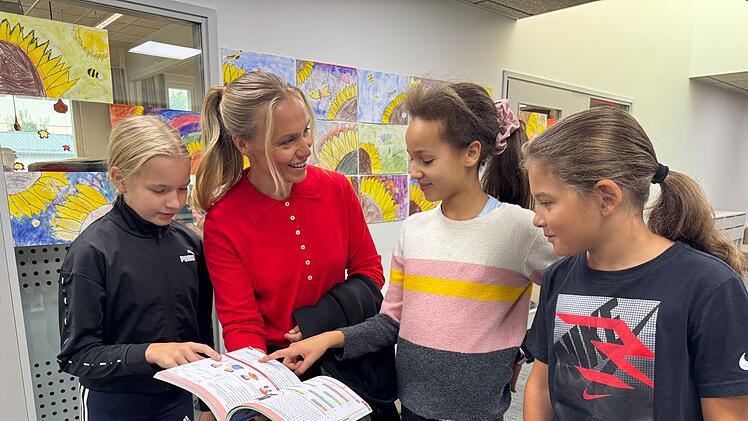 Warum sind die Kinder und Jugendlichen in Finnland deutlich gl&uuml;cklicher als bei uns? Meri Koivisto spricht mit Schulkindern der Myllypuro Gesamtschule in Helsinki.