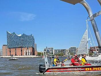 Die DLRG war beim Hafenjubil&auml;um Hamburg dabei.