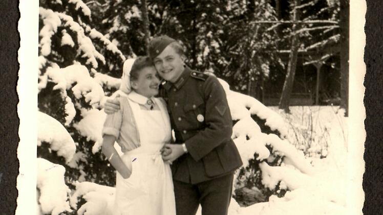 Erhard Kaasche und Resi 1943 Zweite Aufnahme