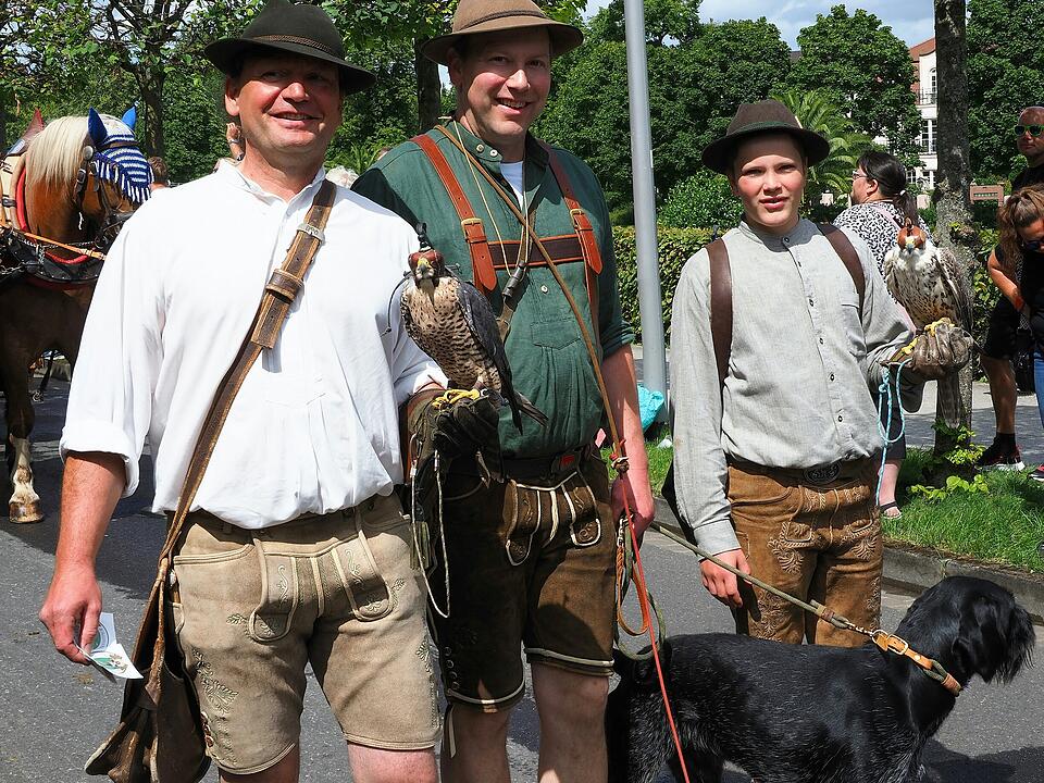 Großer historischer Festzug durch Bad Kissingen!